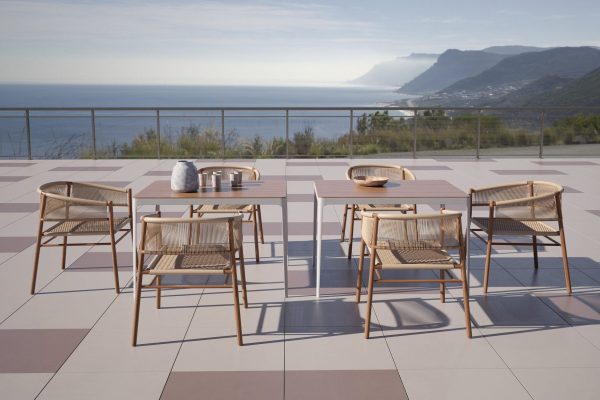 C4D模型-桌子餐桌模型木桌模型编制竹椅3D模型