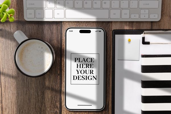 带有文具模型的iPhone 14 APP UI样机模型PSD设计素材