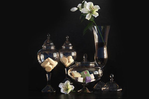 C4D花瓶模型鲜花模型玻璃瓶模型