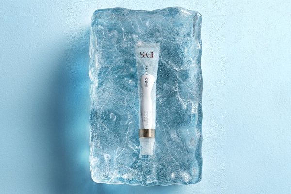 C4D工程-冰块化妆品喷雾场景工程化妆品模型冰块C4D模型下载