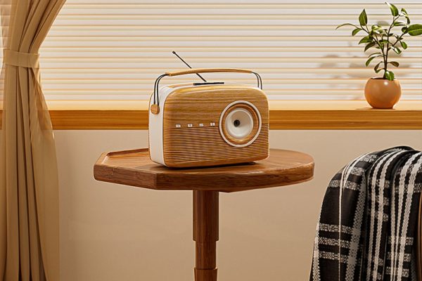 C4D工程-收音机产品场景渲染工程收音机模型产品场景C4D模型下载