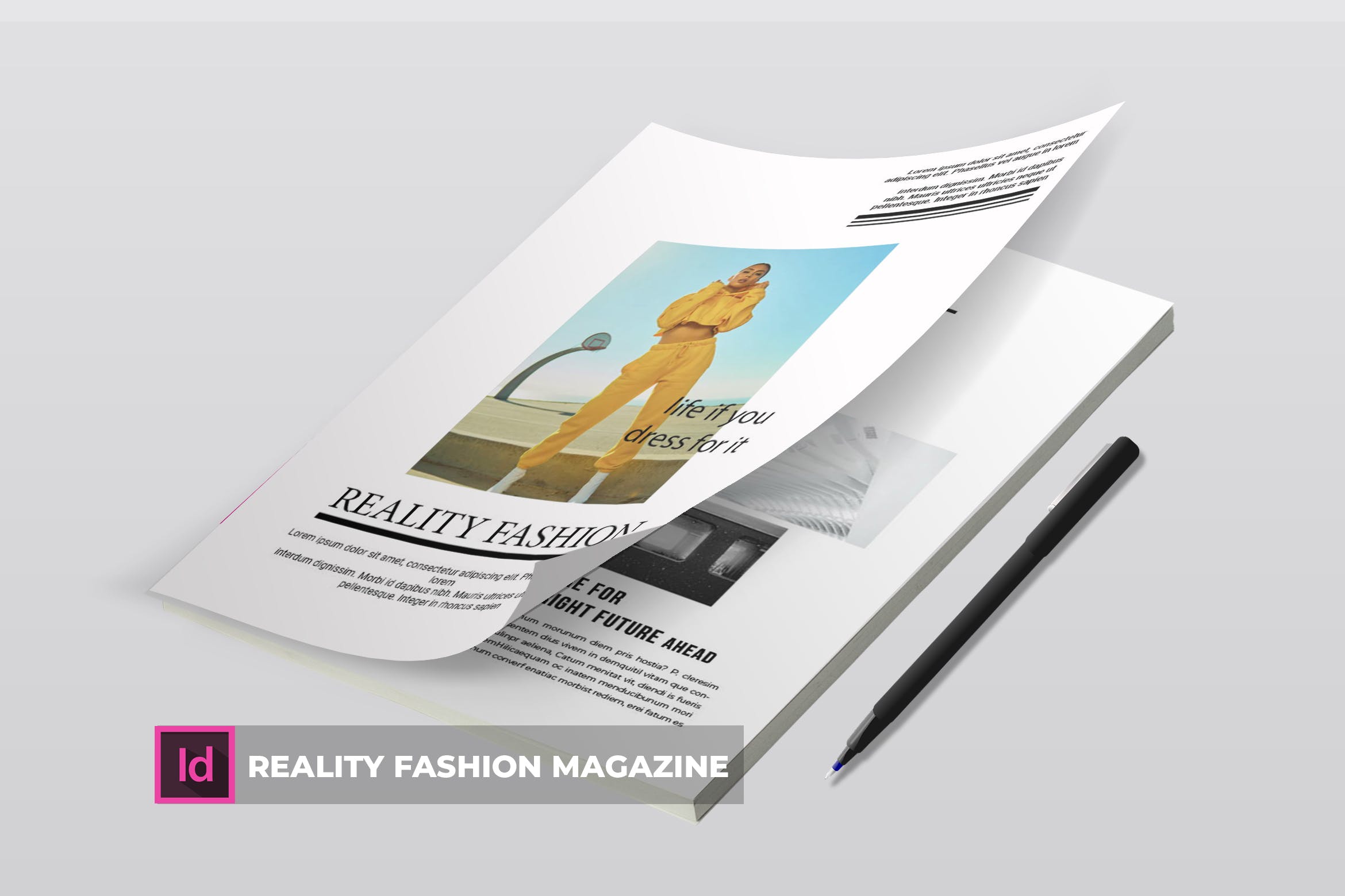 时尚品牌服装杂志排版设计模板 Reality Fashion | Magazine
