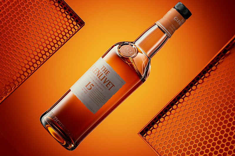 C4D工程-威士忌酒瓶场景渲染工程产品场景模型酒瓶C4D模型下载