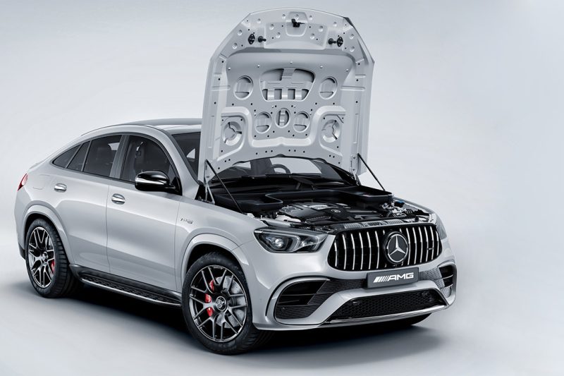 奔驰AMG GTR跑车模型奔驰汽车发动机内饰模型3D模型下载