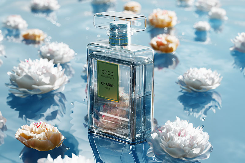 C4D工程-CHANEL香水水中场景渲染工程香水模型C4D模型