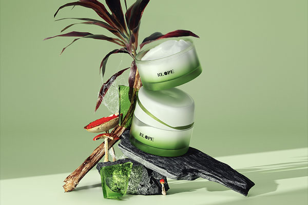 乳液霜枯树枝美妆电商场景OC渲染工程C4D模型下载