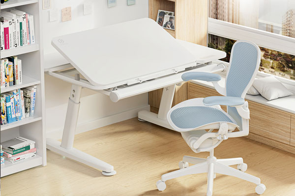 C4D升降桌人体工学椅室内场景RS渲染工程桌子椅子C4D模型下载