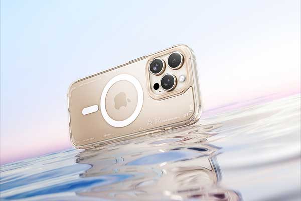 iPhone透明手机壳水面场景OC渲染工程iPhone手机C4D模型下载