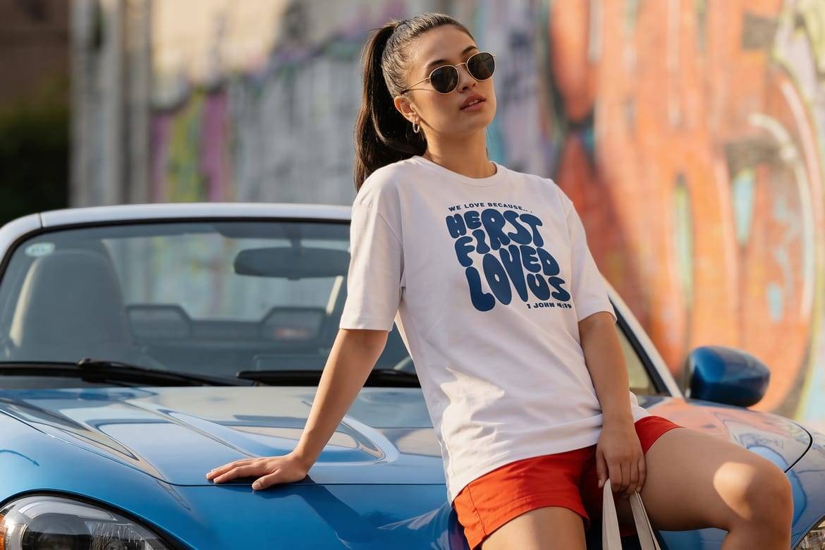 9套国外模特女款短袖T恤Logo印花展示样机PSD素材 Havana T-Shirt Mockups